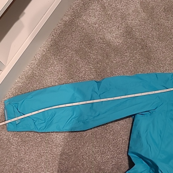 Columbia Blue Hooded Jacket - Picture 12 of 13